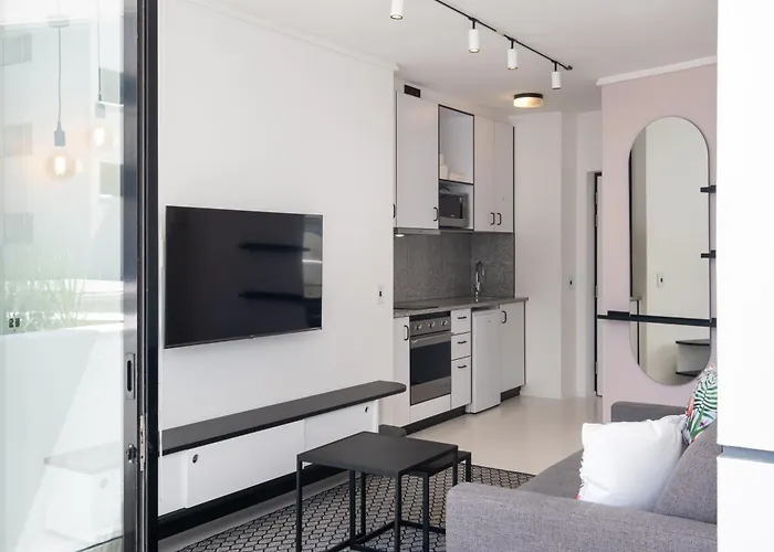 Flamingo 202: Sea Point Aprt With Sea Views