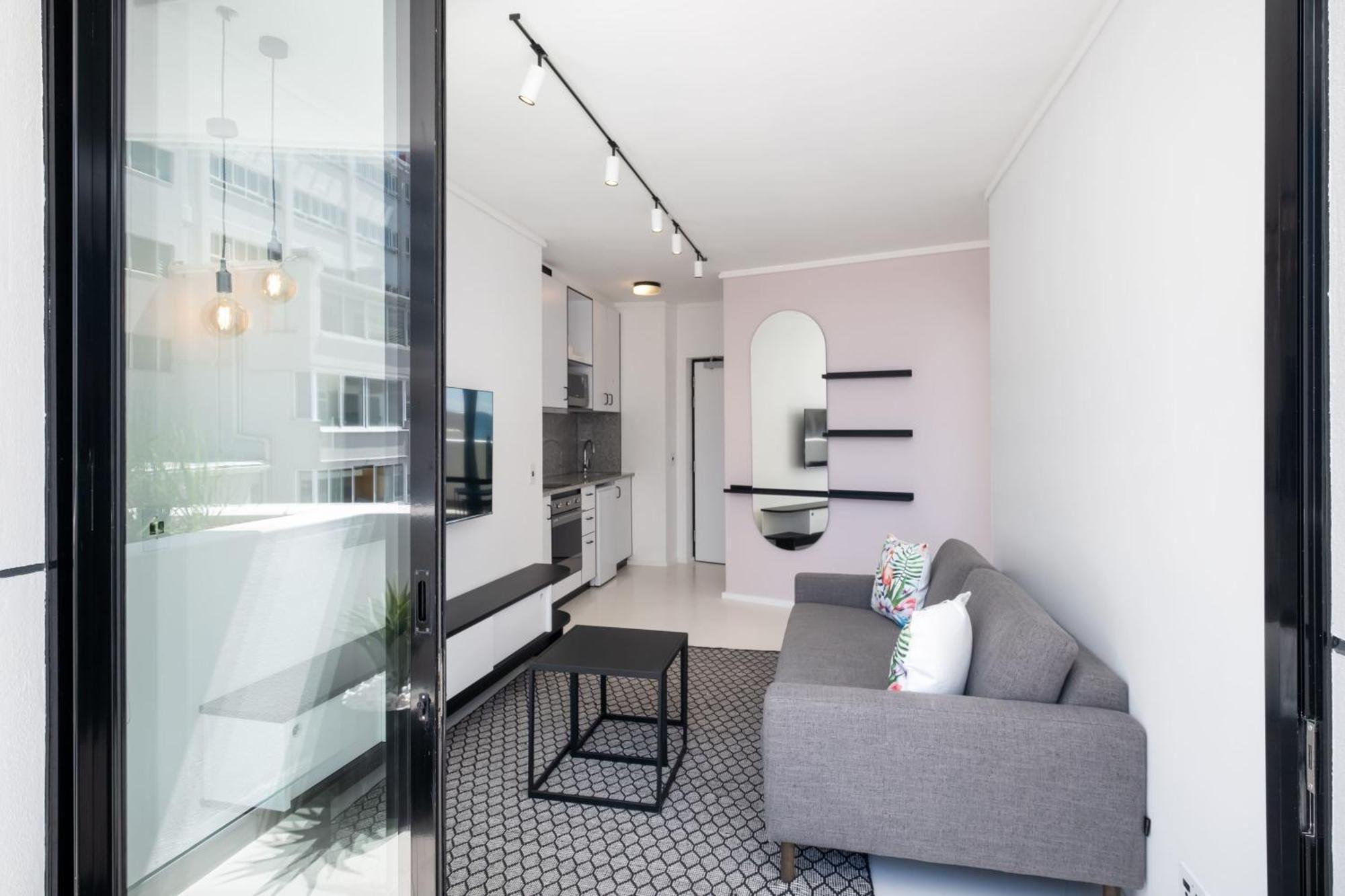 Flamingo 202: Sea Point Aprt With Sea Views Apartamento Cidade Do Cabo